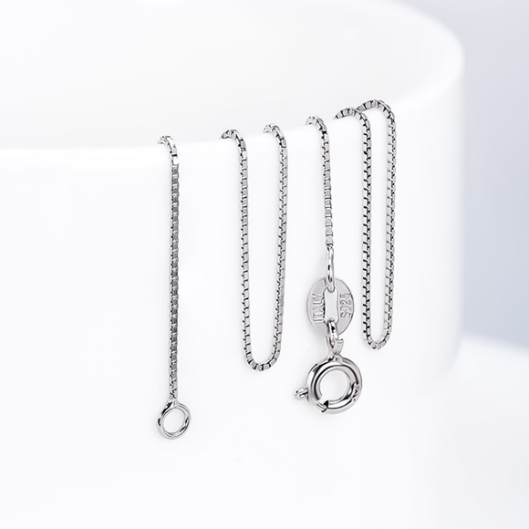 Italy 925 Stamped Sterling Silver Box Chain 16" Necklace - Picture 2 of 3